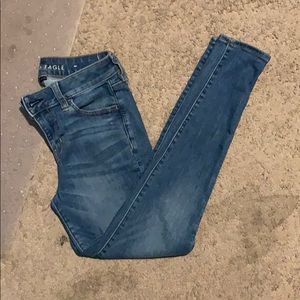 AE jeans size 4 short